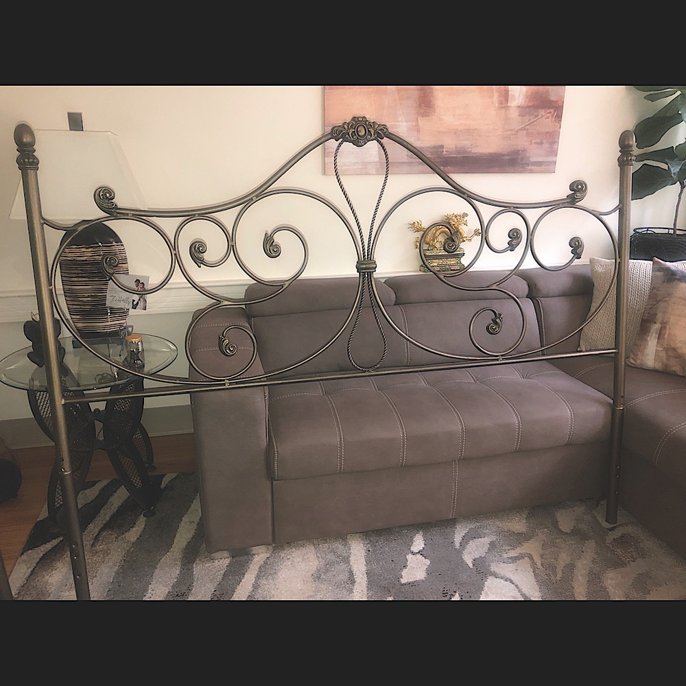 King Bed Headboard & Footboard & Railings
